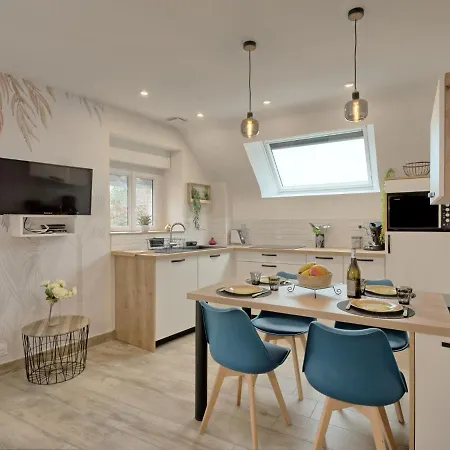 Hoedic - Phm109 By Interhome * Plouhinec (Morbihan)